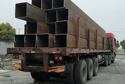 加查大口径无缝方管